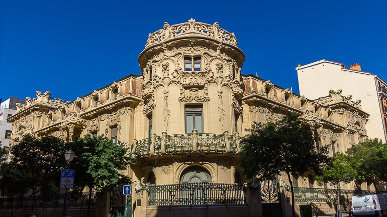 PALACIO-LONGORIA-BELGICA-4.jpg